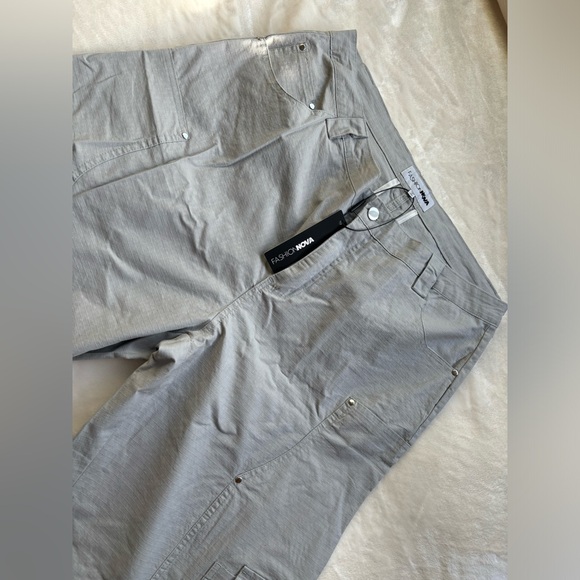 NWT Fashion Nova Plus Size Light Grey Wide Leg Pants size 1X - Picture 6 of 10